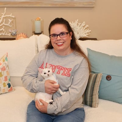 KC pet sitter Laura.